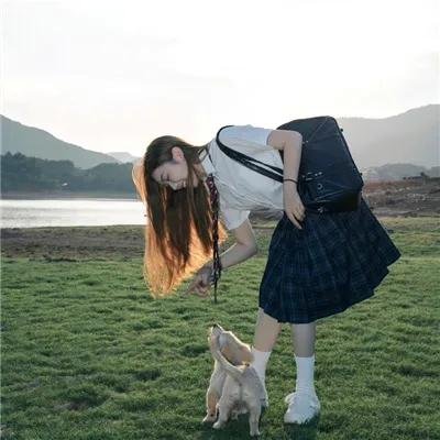 草